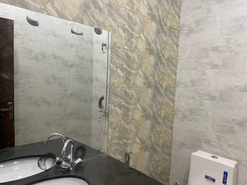 [Original Pictures] We Are Offering 5 Marla Beautiful House In Bahria Orchard Lahore, Eastern Ext. _ 13