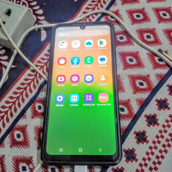 Samsung 5G Finger Display 1