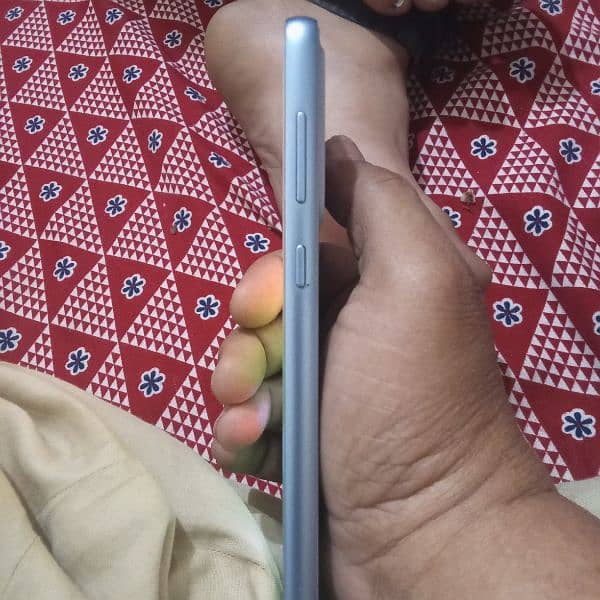 Samsung 5G Finger Display 3