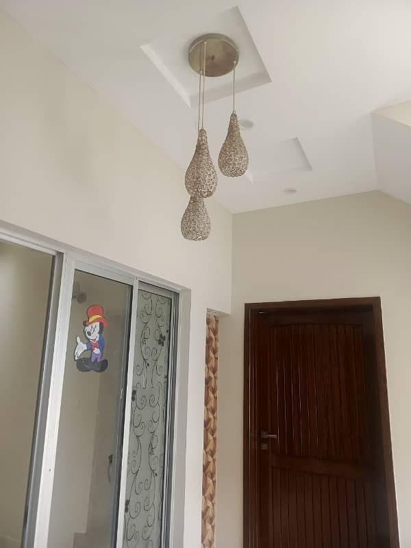 05 MARLA DESIGNER LUXURY SLIGHTLY USED BEAUTIFUL BUNGALOW AVAILABLE FOR RENT 7