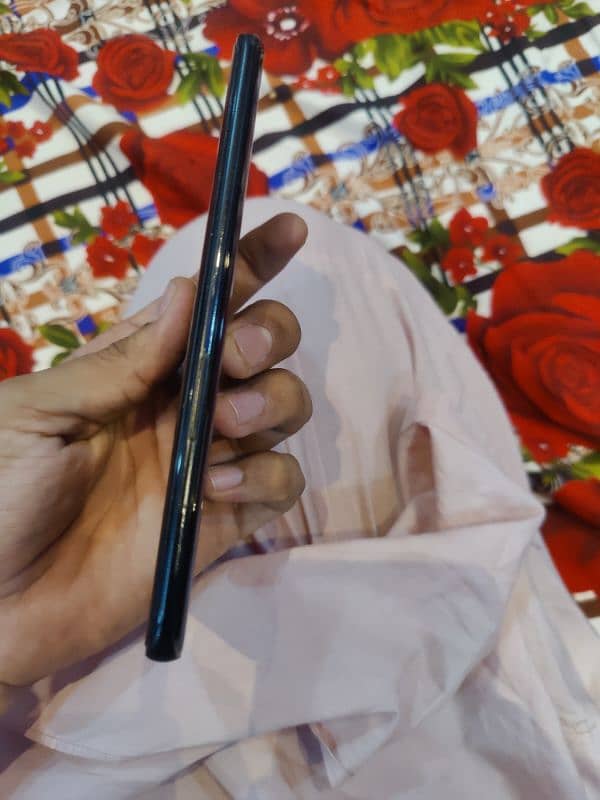 one Plus 8 5g 8gb+128gb 2