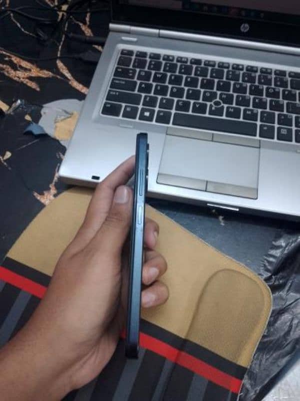 Itel A70 Pro 12/256 4