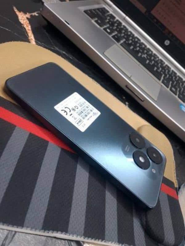 Itel A70 Pro 12/256 8
