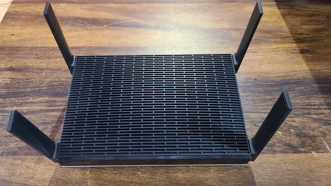 Linksys WiFi 6 Gaming Router EA9350 Dual-Band AX4500 (Renewed) 2