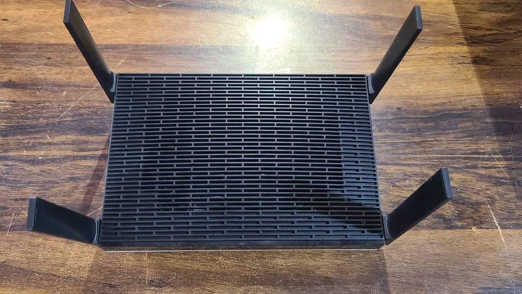 Linksys WiFi 6 Gaming Router EA9350 Dual-Band AX4500 (Renewed) 4