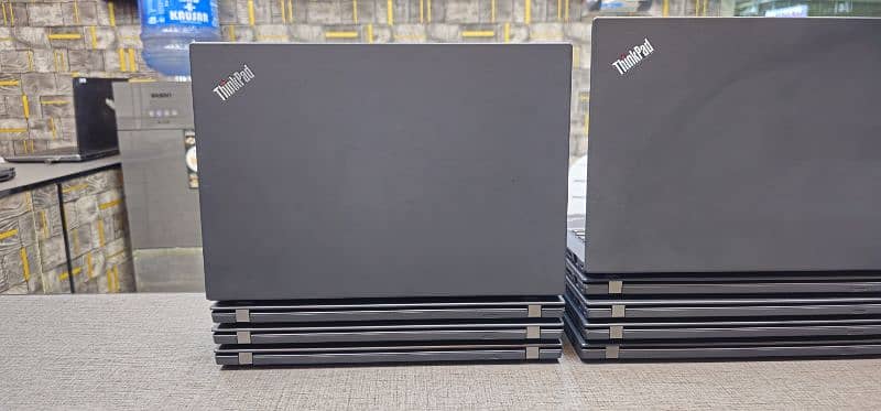 Lenovo ThinkPad T14 Core i7 10th Generation 7