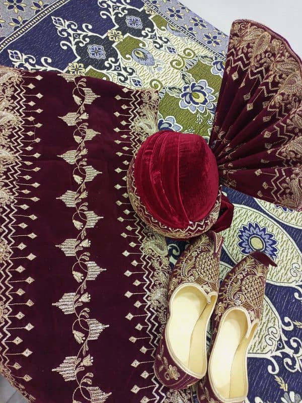 Black Fancy Heavy Embroidery complete set  sherwani . 1