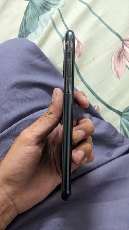 iphone 11 pro max approved 5