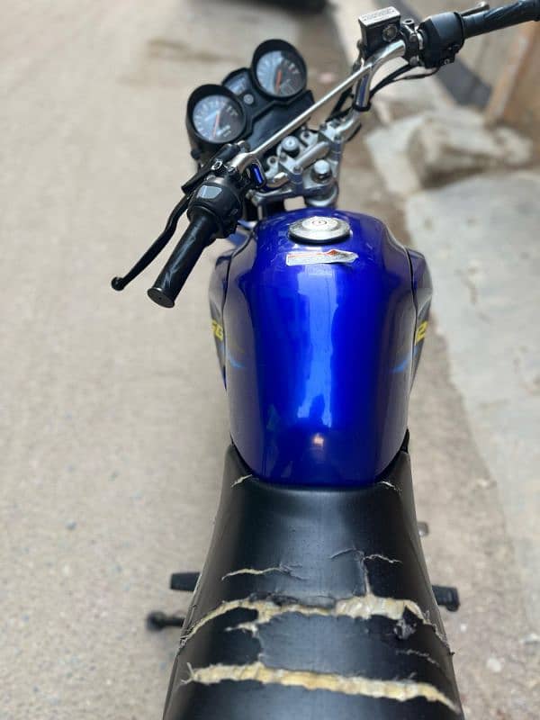 YAHAMA YBR 125G 6