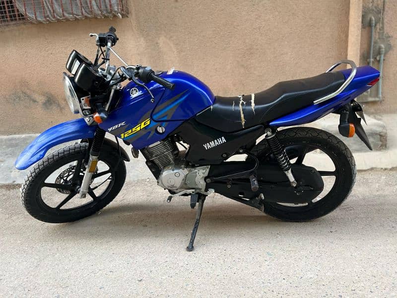 YAHAMA YBR 125G 14
