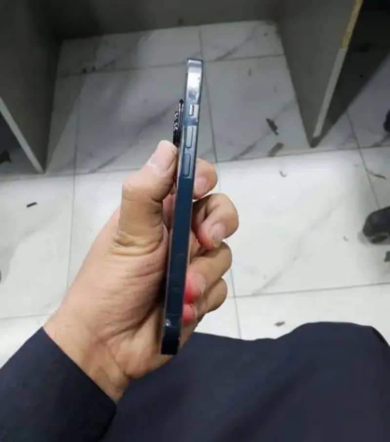 i phone 13 jv 128 GB water pack box cable sath han exchange possible h 1