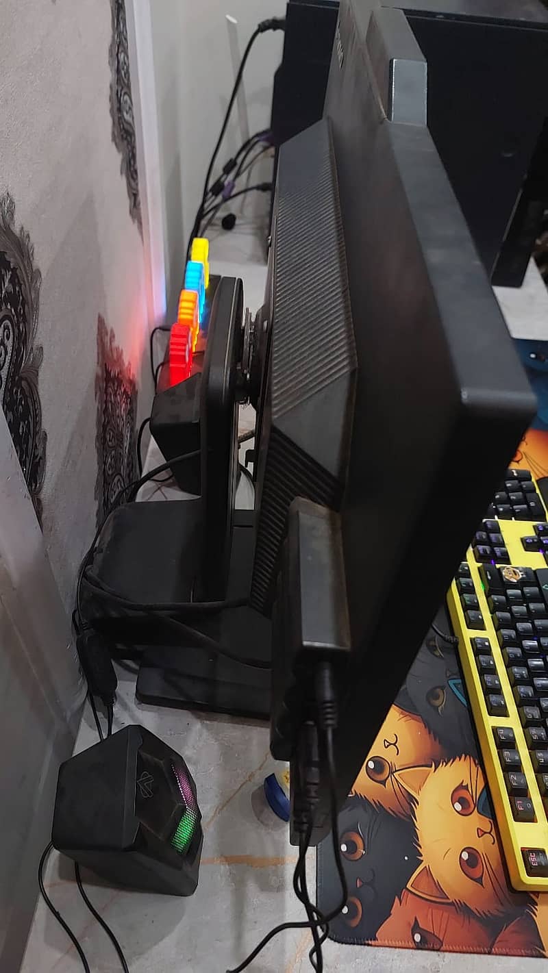 PC/MONITOR/CABLES. (Price negotiable), best for work and general tasks 4