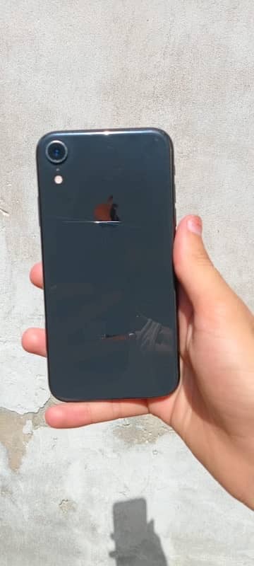 iPhone XR 64gb 3