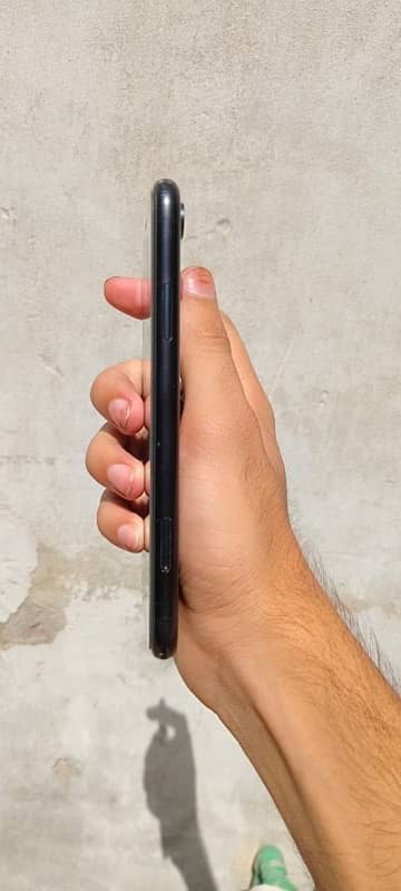 iPhone XR 64gb 6