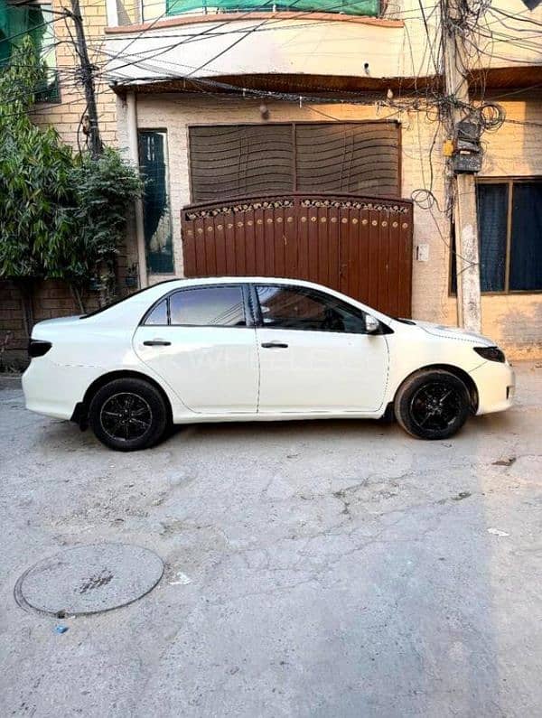 Toyota Corolla XLI 2011 3