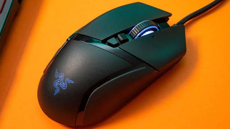 razer basilik v3  beast of a gaming mouse 0