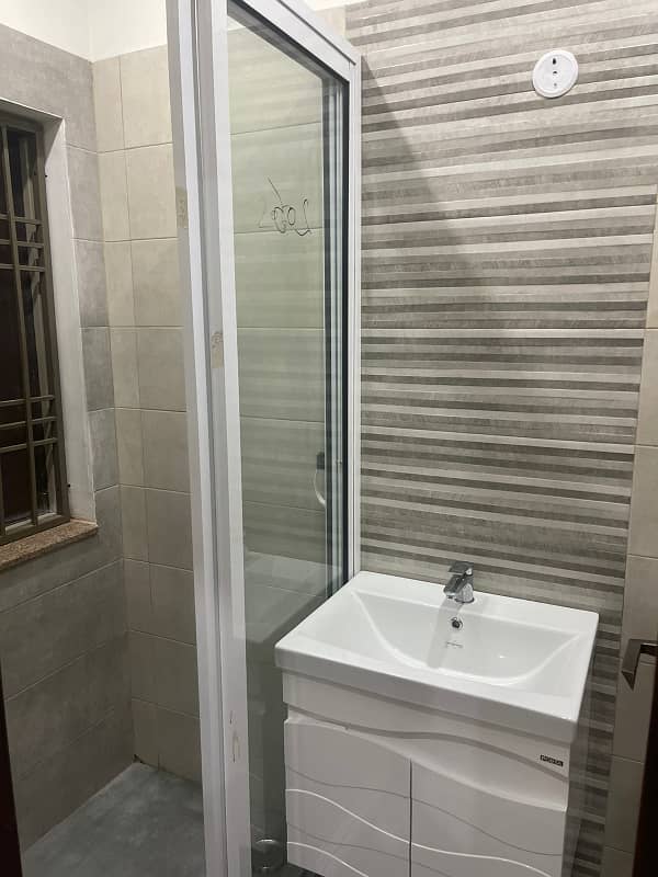 A Studio Apartment Of 355 Sq Ft Available For Rent 9