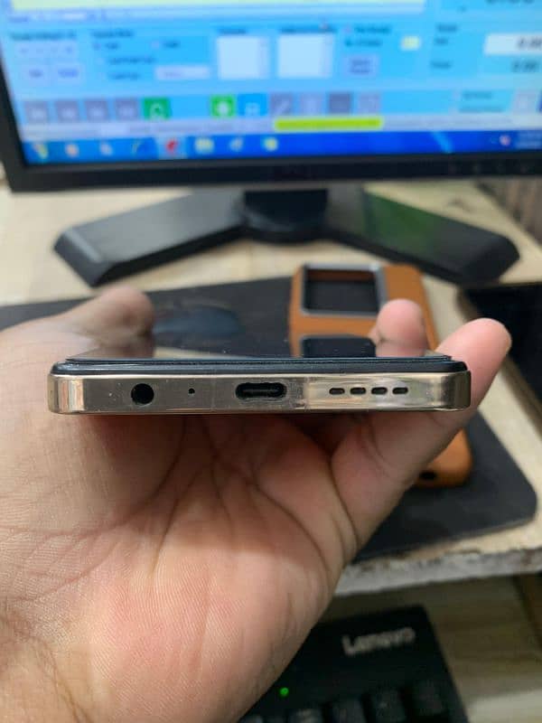 INFINIX NOTE 30 1