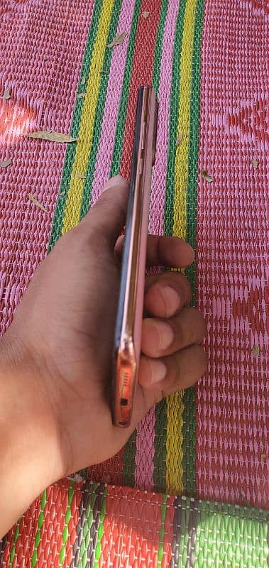 vivo v15 with popup selfie camera 5