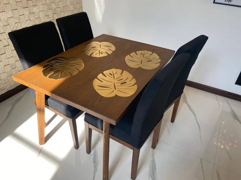 4 person dining table for sale 2