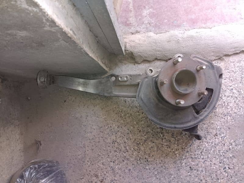 Front wheel hub and spindle 3
