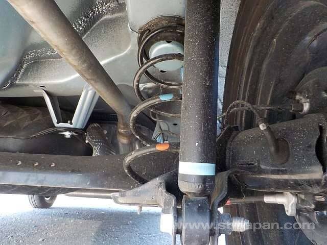 Daihatsu Mira L 2023 16