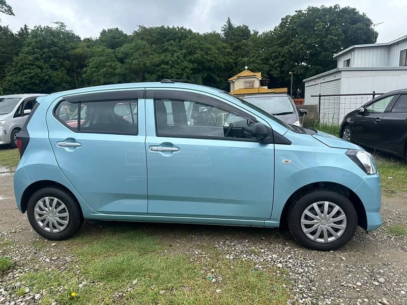 Daihatsu Mira LSAIII 2022 13
