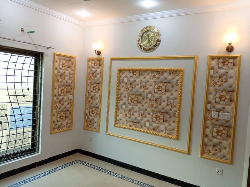 11MARLA BRAND NEW HOUSE FOR RENT CENTRAL BLOCK FIRST ENTRY VISIT ANY TIME MORE DETAILS CONTACT ME 0