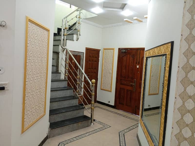 11MARLA BRAND NEW HOUSE FOR RENT CENTRAL BLOCK FIRST ENTRY VISIT ANY TIME MORE DETAILS CONTACT ME 3