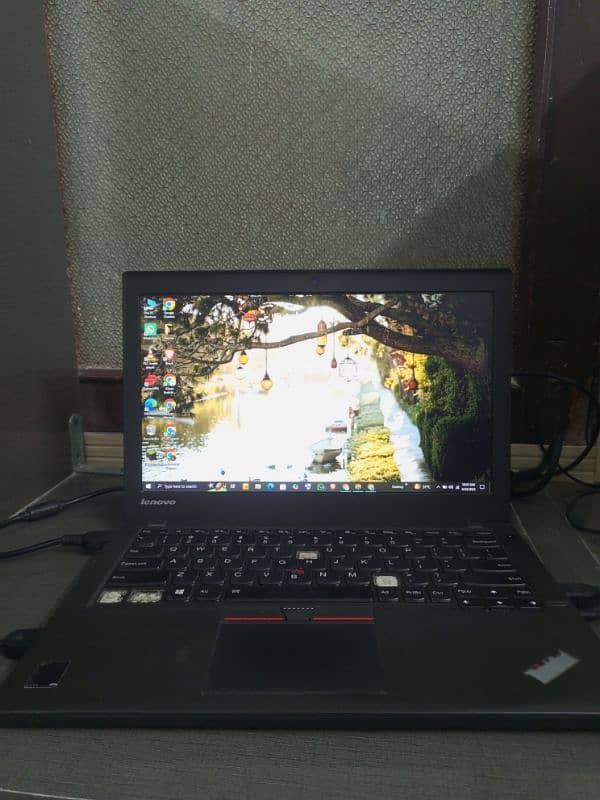 core i5 5th generation 8 gb ram 200 gb storage 0