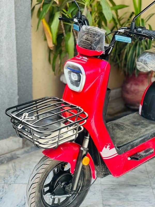 scooter brand new 1