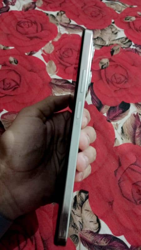 Infinix hot 40 pro A one mobile hy 10/10 8/256 1