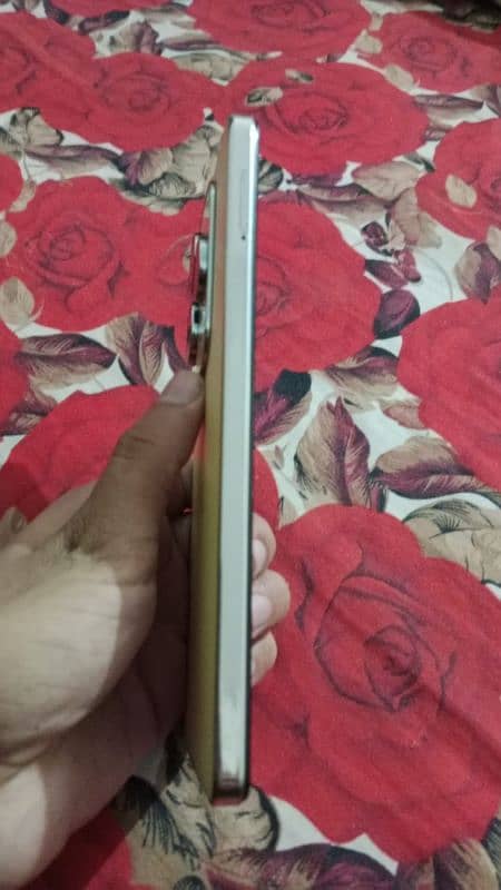 Infinix hot 40 pro A one mobile hy 10/10 8/256 5