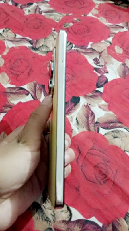 Infinix hot 40 pro A one mobile hy 10/10 8/256 6