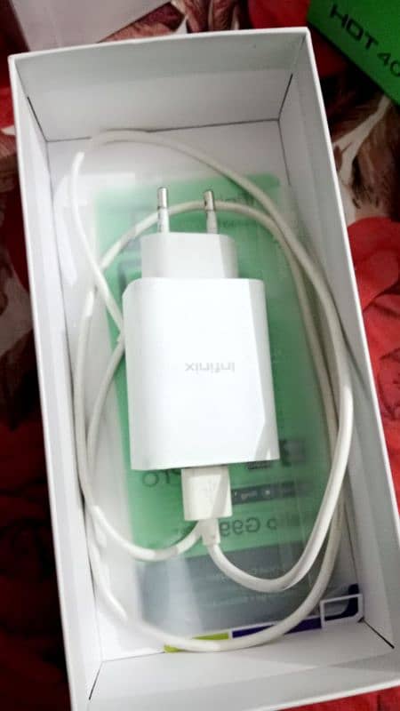 Infinix hot 40 pro A one mobile hy 10/10 8/256 13