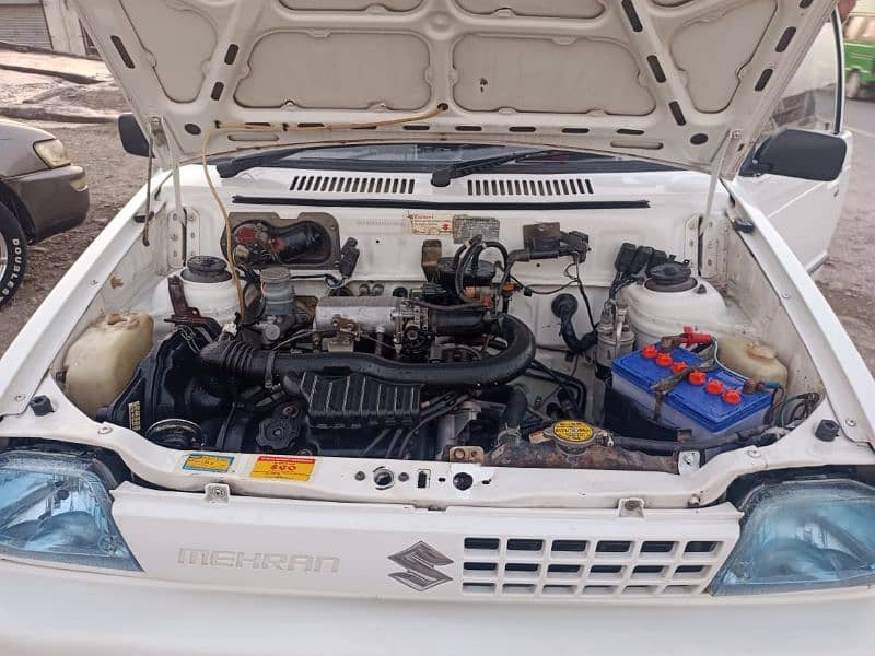 Suzuki Mehran VXR 2017 14