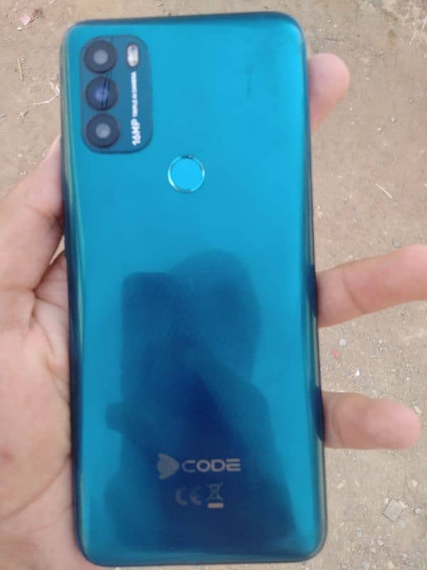Dcode bold 0