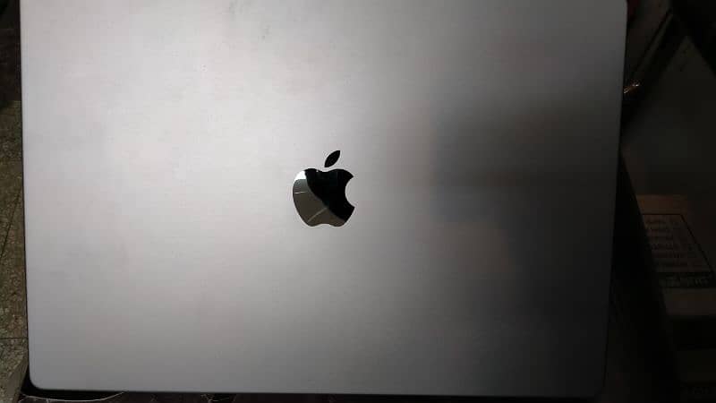 MacBook pro M1 Max 32/1tb 16" 0