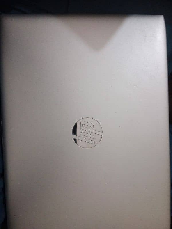 laptop core i5 8Gen 3