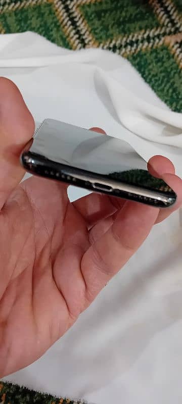 ** iPhone X 64GB – Urgent Sale! Only ₨30,000!** 3