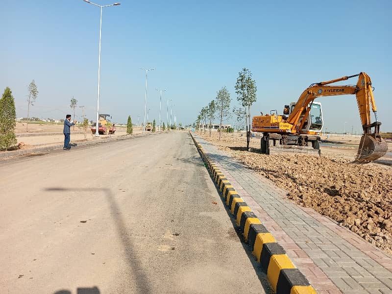 This Is Your Chance To Buy On Excellent Location Residential Plot In Citi Housing Society 4