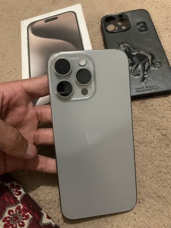 iPhone 15 pro max natural titanium 256 Gb foctry unlock 2