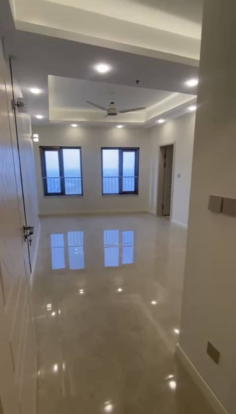 GULBERG ISLAMABAD LAKE VIEW APARTMENTS Available On Easy Installments READY TO MOVE 15