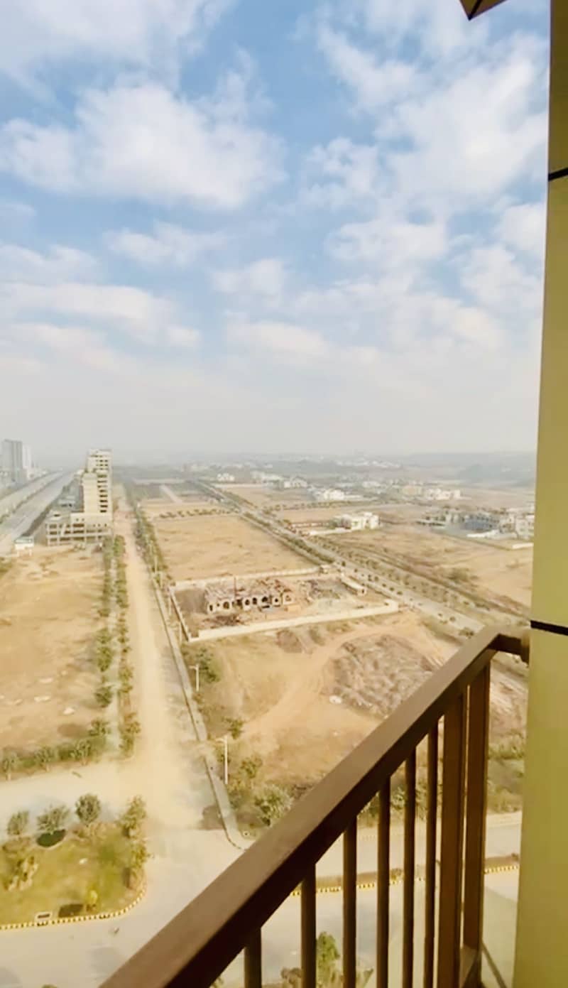 GULBERG ISLAMABAD LAKE VIEW APARTMENTS Available On Easy Installments READY TO MOVE 23