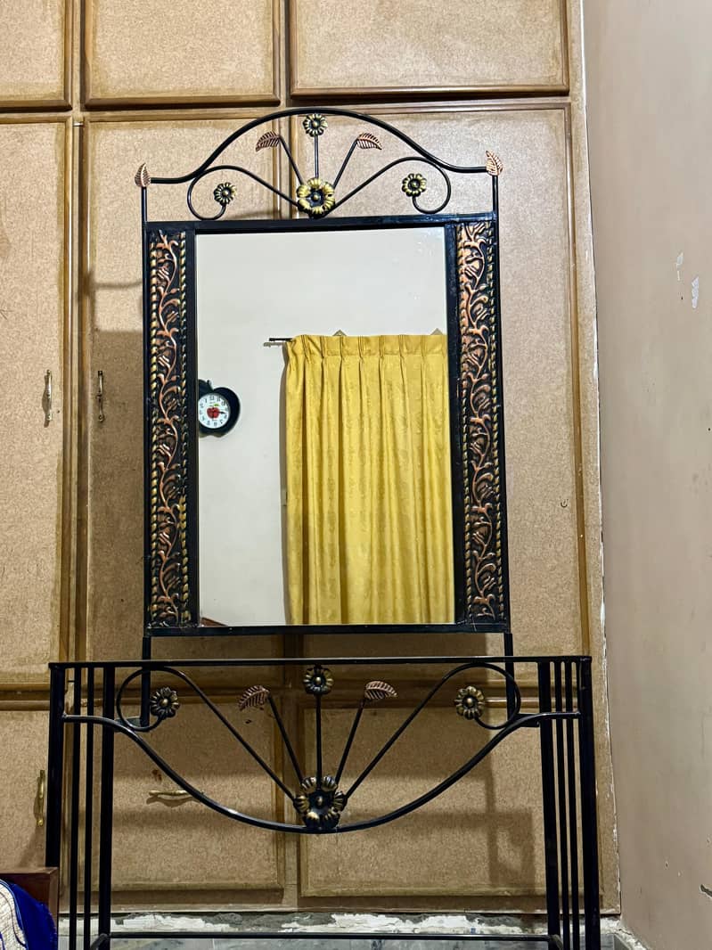 Dressing Table 2