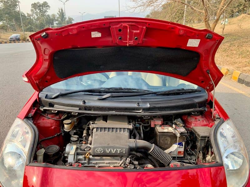 Toyota Vitz 2006 3