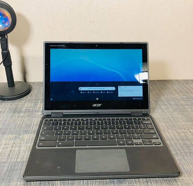 Acer Touch chromebook r721t 0