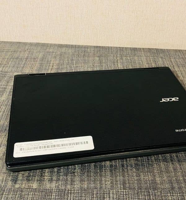 Acer Touch chromebook r721t 3