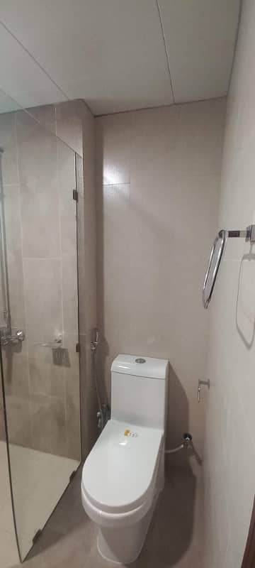 Slightly Used 13.5 Marla 4 Bedrooms Apartment Available For Rent In Sector-D Askari 11 Lahore 4