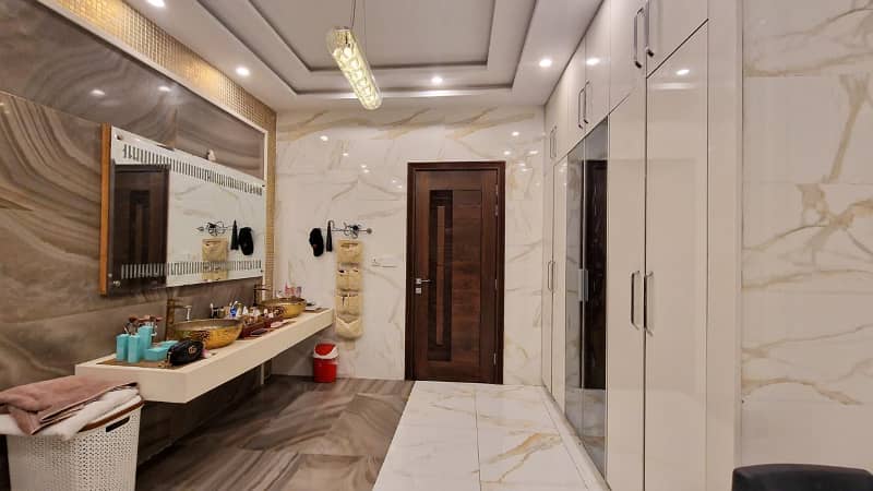 22.50 Marla Corner Full Furnished Bungalow in the Heart of DHA Phase 6 27